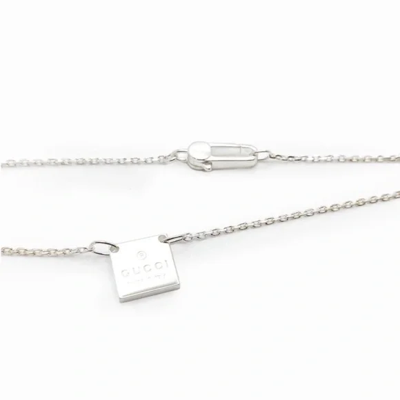 Brand New GUCCI Sterling Silver Square
Logo Necklace - Picture 7 of 8